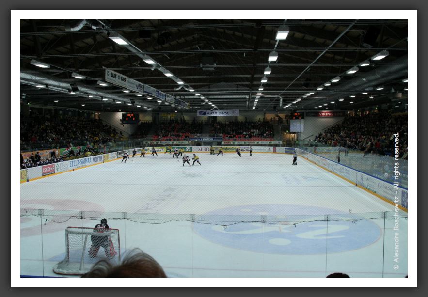051013_IceHockey_17