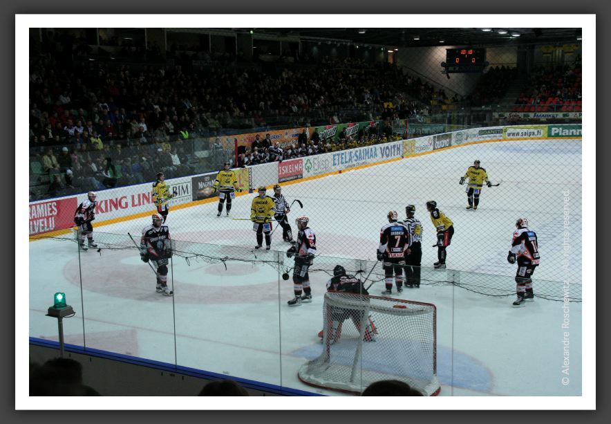 051013_IceHockey_36